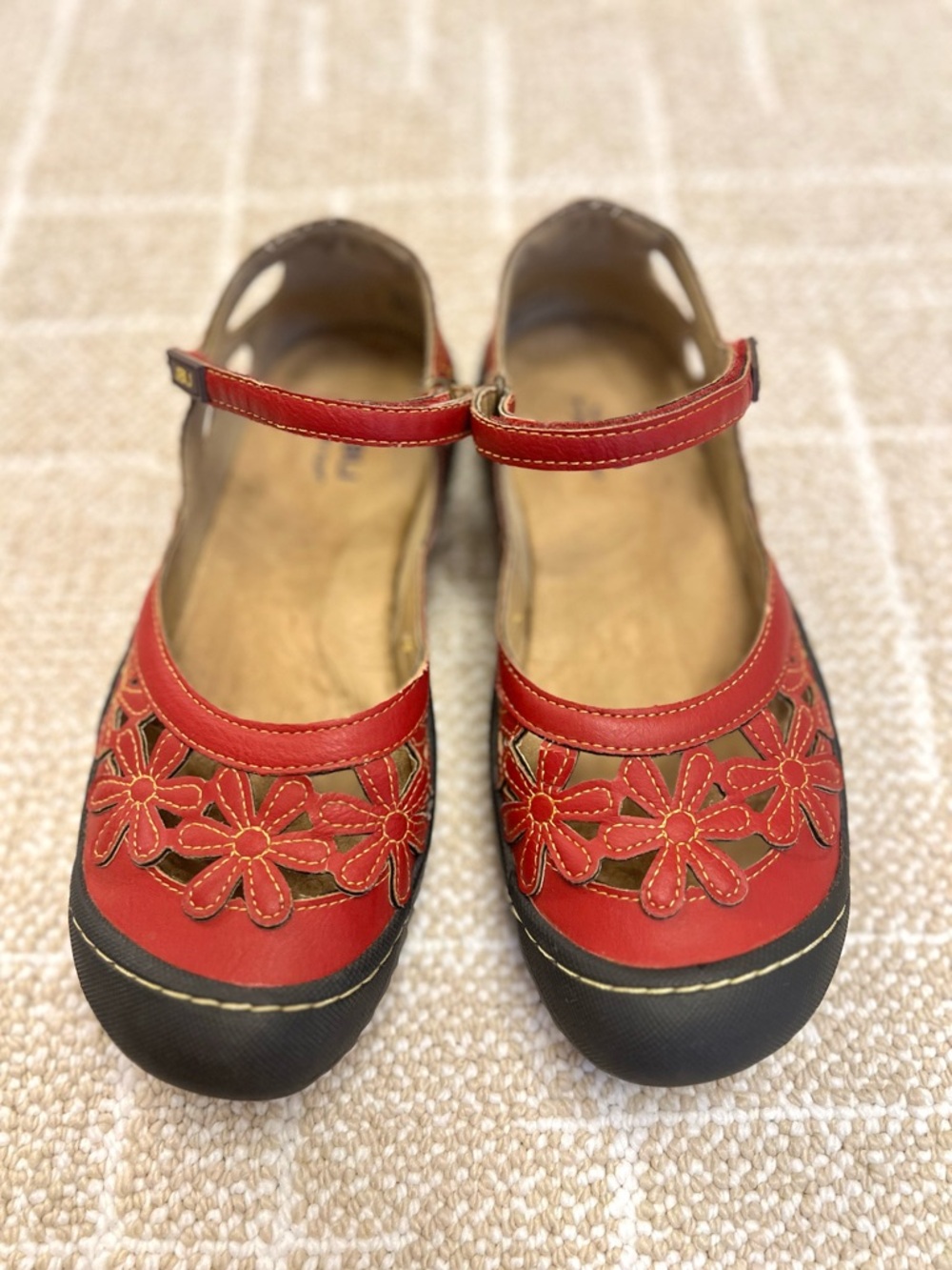 2 Items for $22! JBU Red Floral Mary Jane Sandals and Memory Foam Sole Size 7M